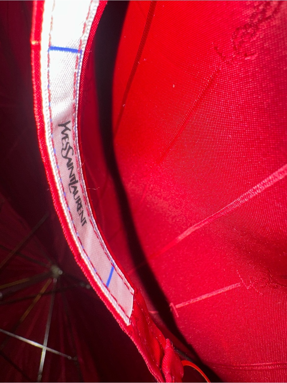 Yves Saint Laurent RARE VINTAGE NWT ❤️Satin Red Umbrella💎AUTHENTIC!!! - Picture 5 of 9